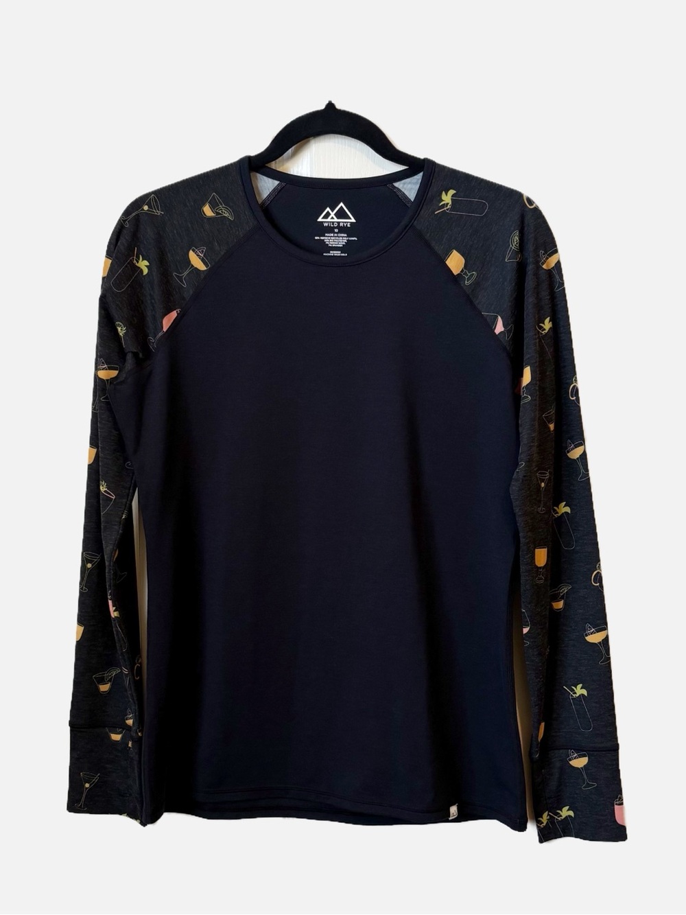 Wild Rye Evie Raglan LITE Base Layer Top Cocktail Print Sleeves Women’s 10